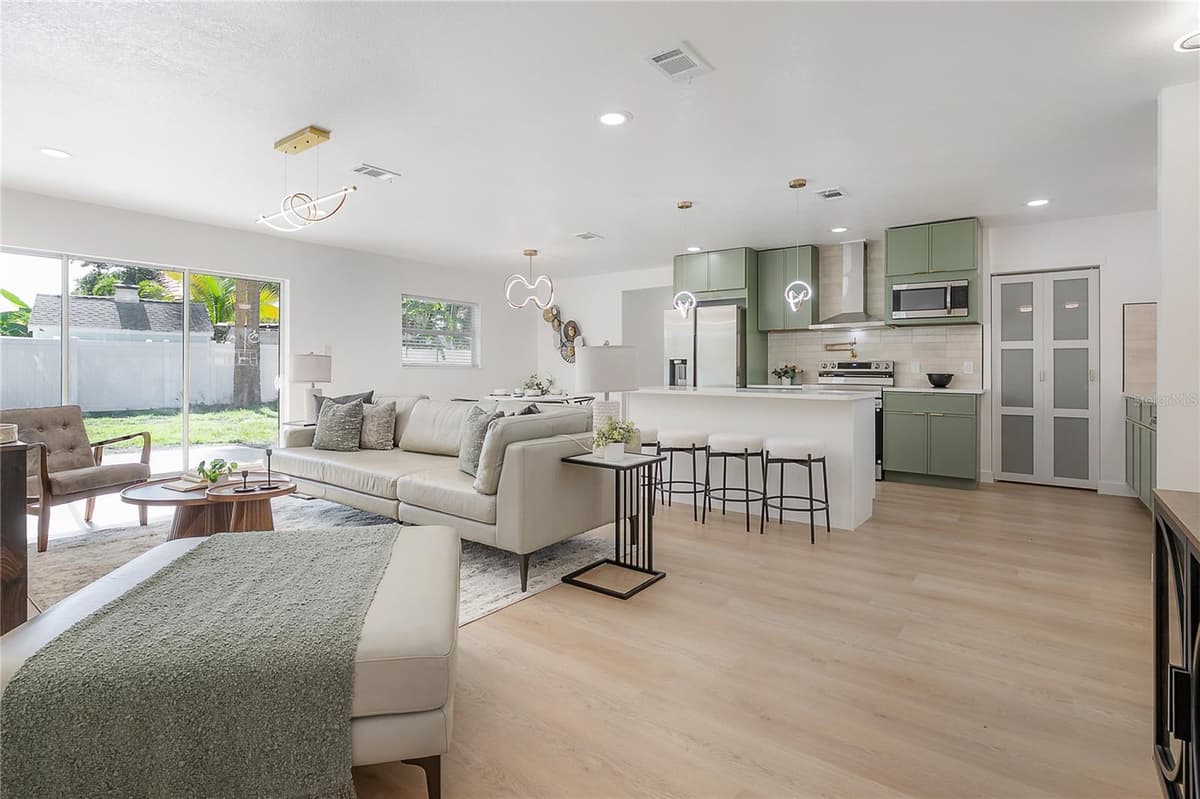 4707 ALLINE AVENUE — photo 8 of 61