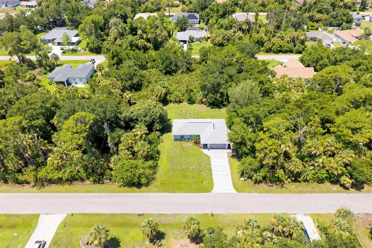 2783 ASHLAND LANE — photo 4 of 52