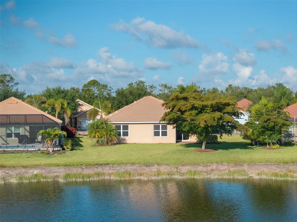2897 APPLE BLOSSOM DRIVE — photo 30 of 41