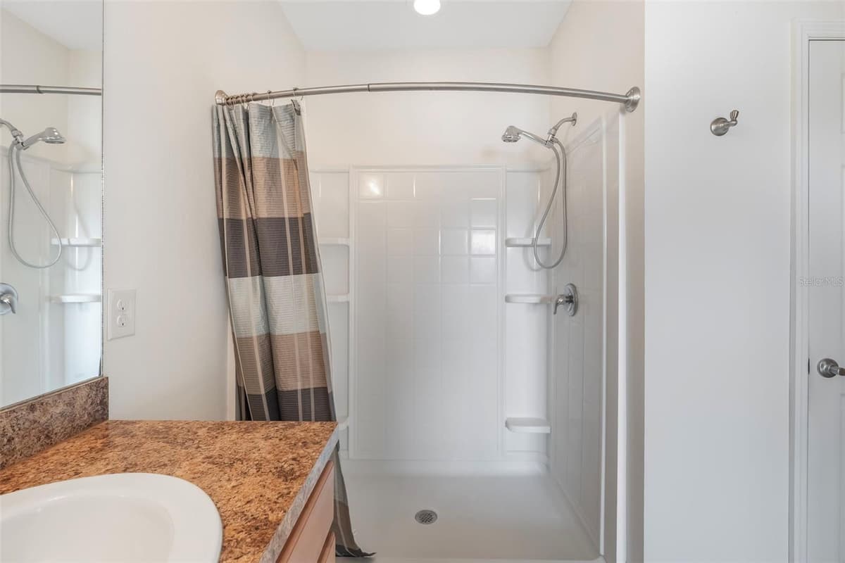 2897 APPLE BLOSSOM DRIVE — photo 13 of 41