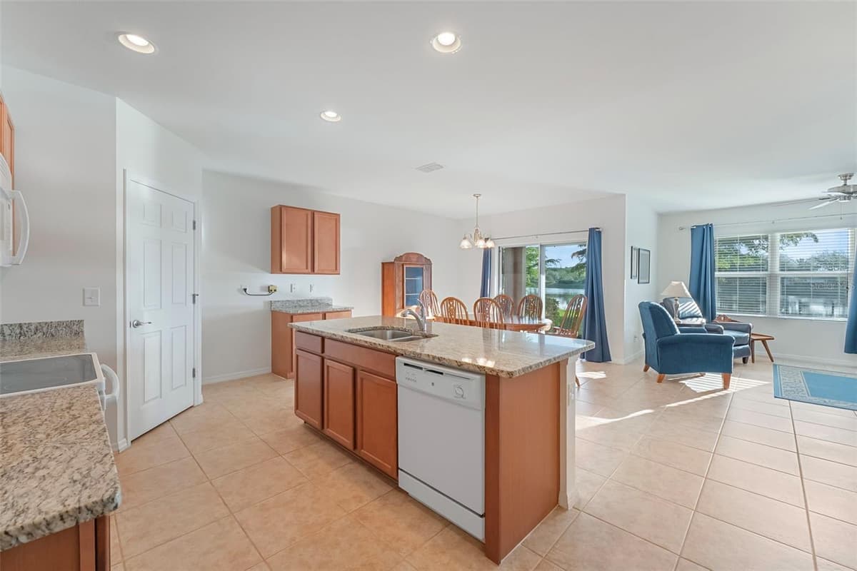 2897 APPLE BLOSSOM DRIVE — photo 21 of 41
