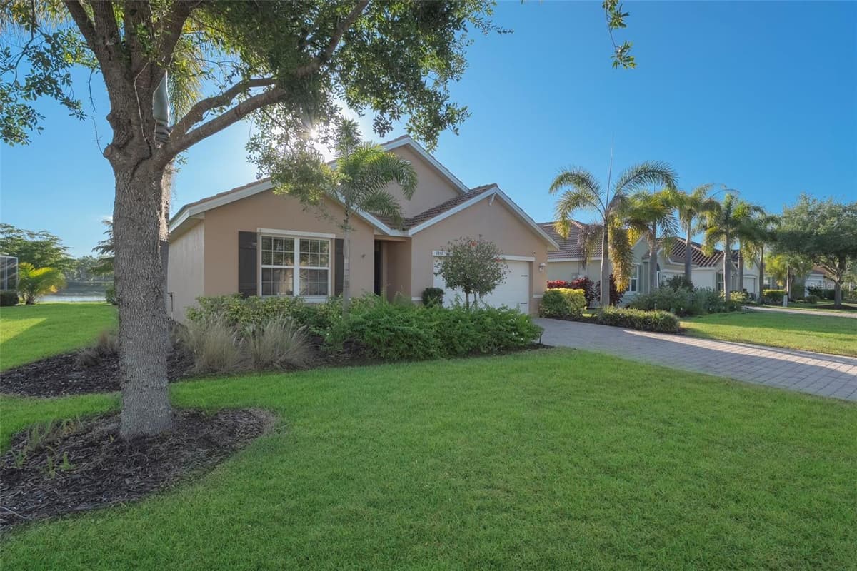 2897 APPLE BLOSSOM DRIVE — photo 2 of 41