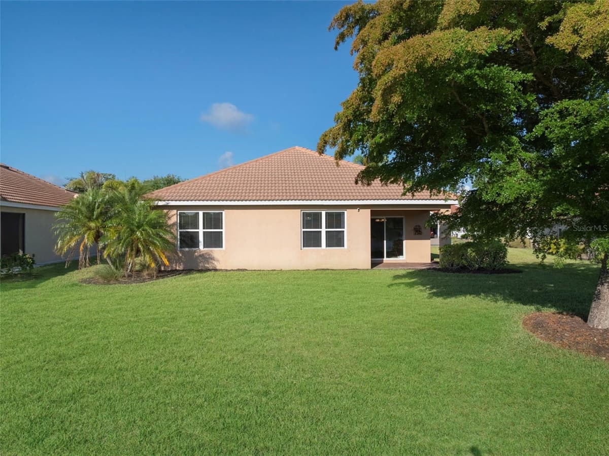 2897 APPLE BLOSSOM DRIVE — photo 4 of 41