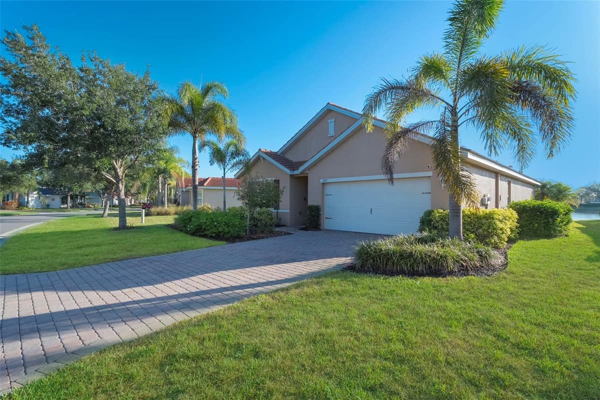 2897 APPLE BLOSSOM DRIVE — photo 6 of 41