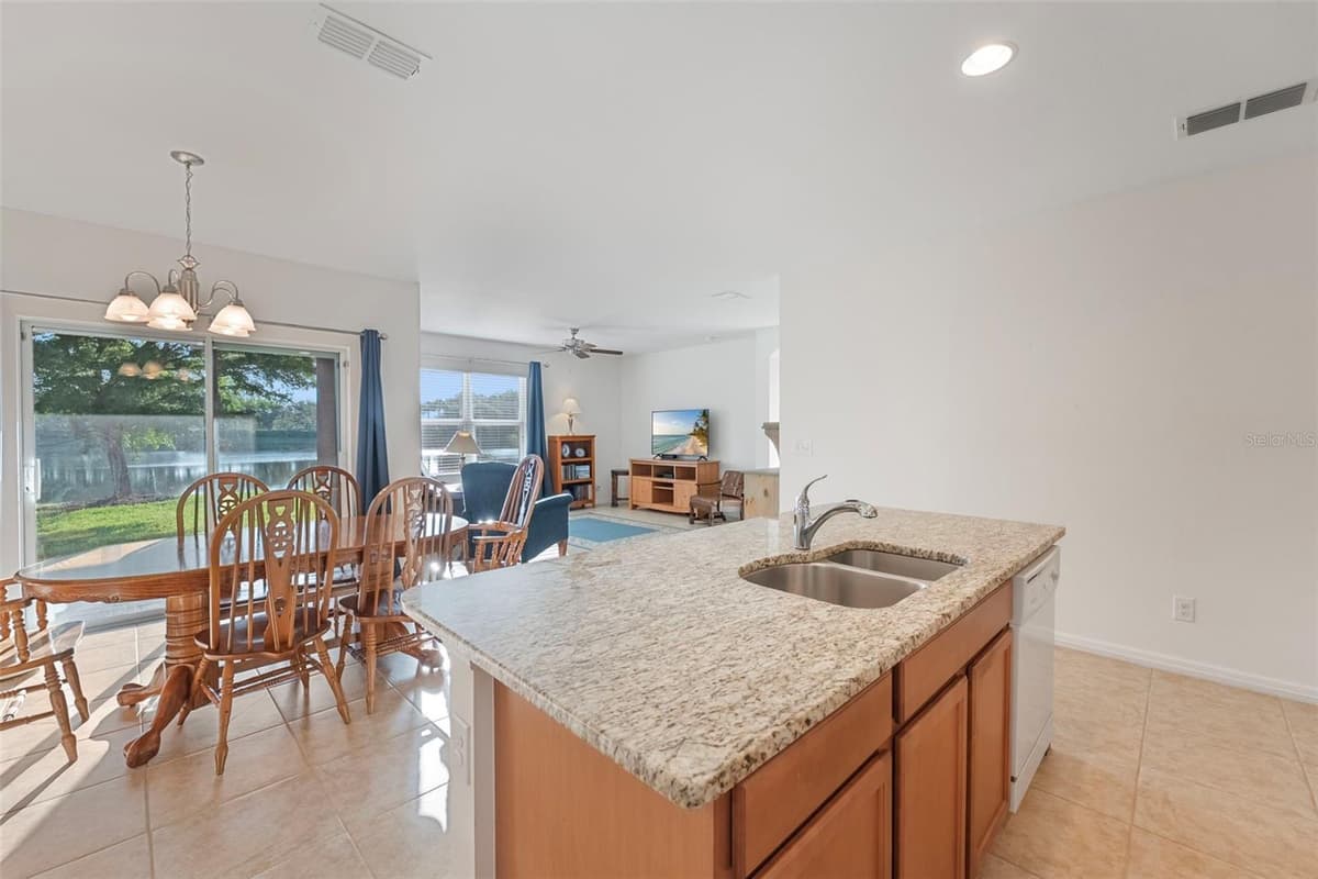 2897 APPLE BLOSSOM DRIVE — photo 10 of 41