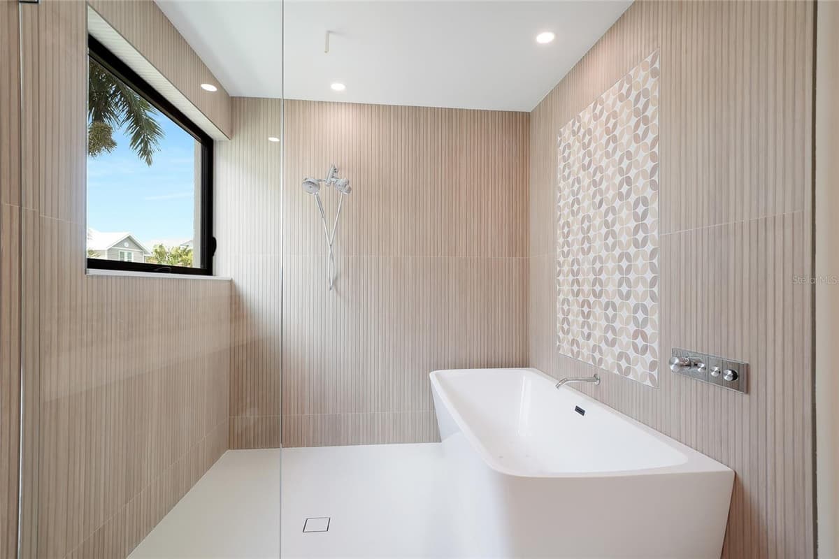 5547 AVENIDA DEL MARE — photo 34 of 48