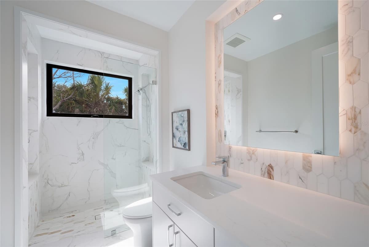 5547 AVENIDA DEL MARE — photo 38 of 48