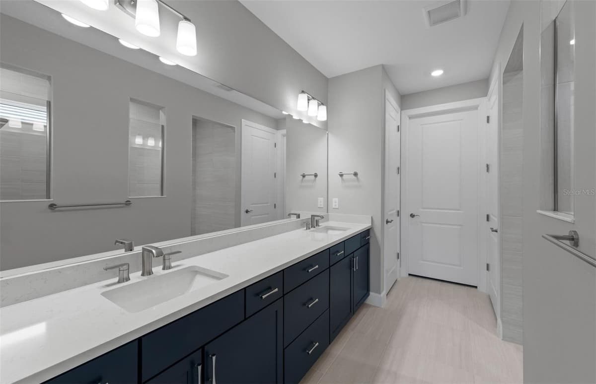 1840 SILVER SHORES BOULEVARD — photo 19 of 35