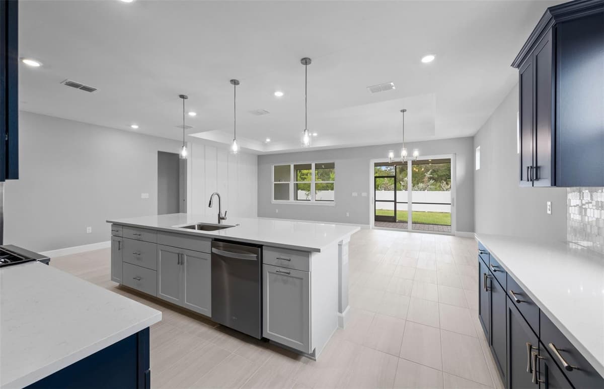 1840 SILVER SHORES BOULEVARD — photo 13 of 35