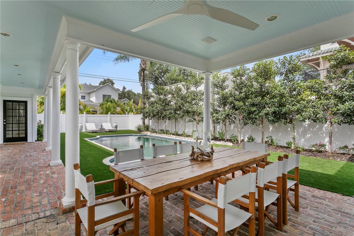 2523 SUNSET DRIVE — photo 5 of 59