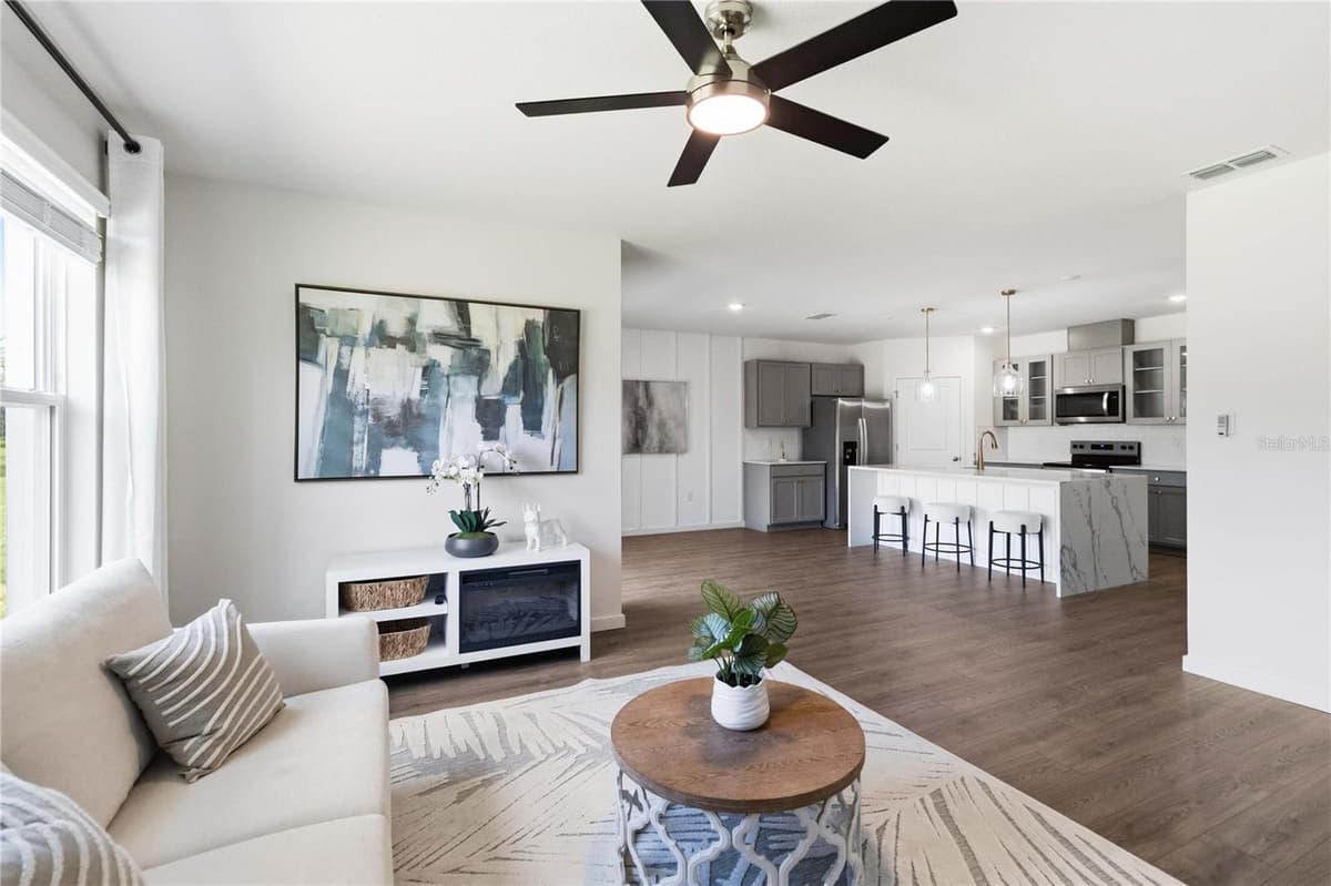 1041 CHAMPION RDG DRIVE — photo 4 of 47