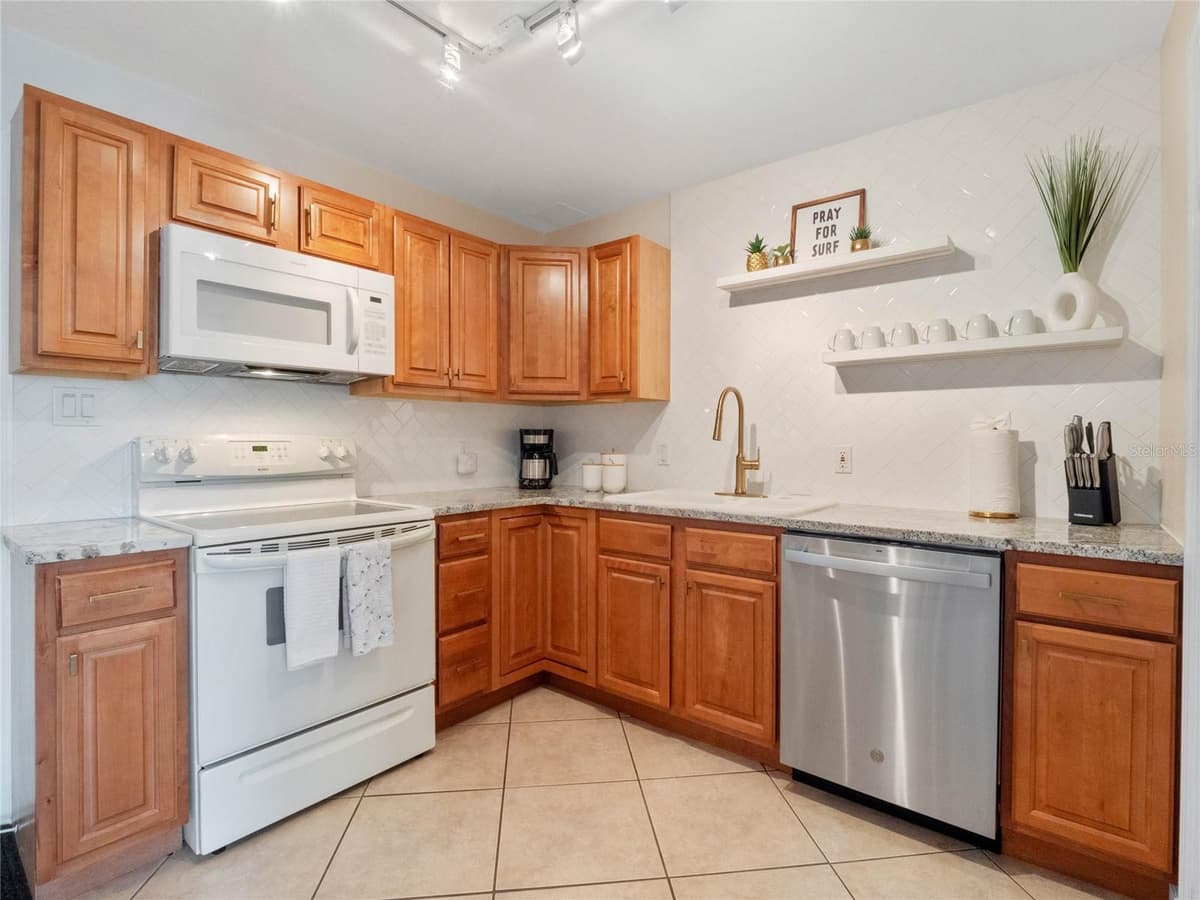 218 CANAVERAL BEACH BOULEVARD — photo 5 of 29