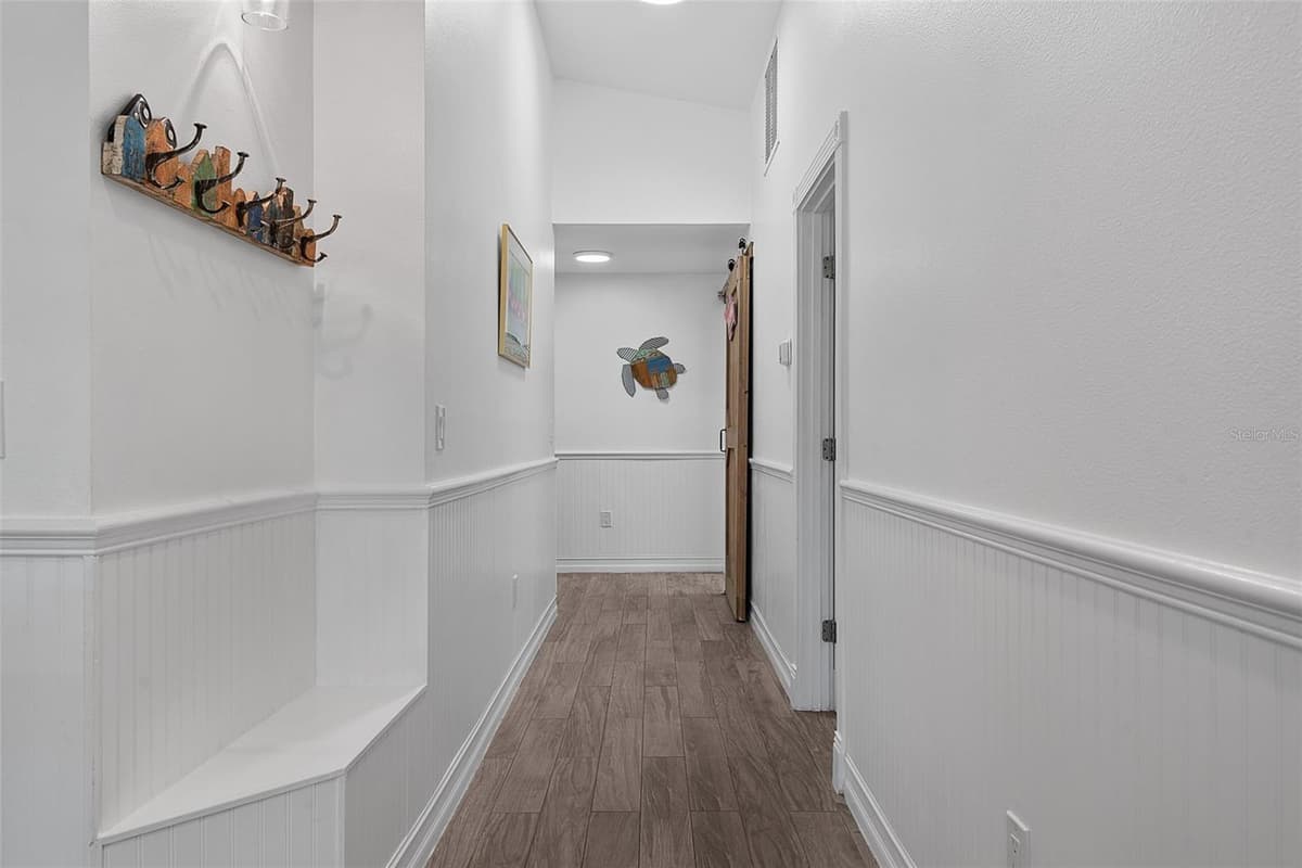 624 CUMBERLAND DRIVE — photo 13 of 82