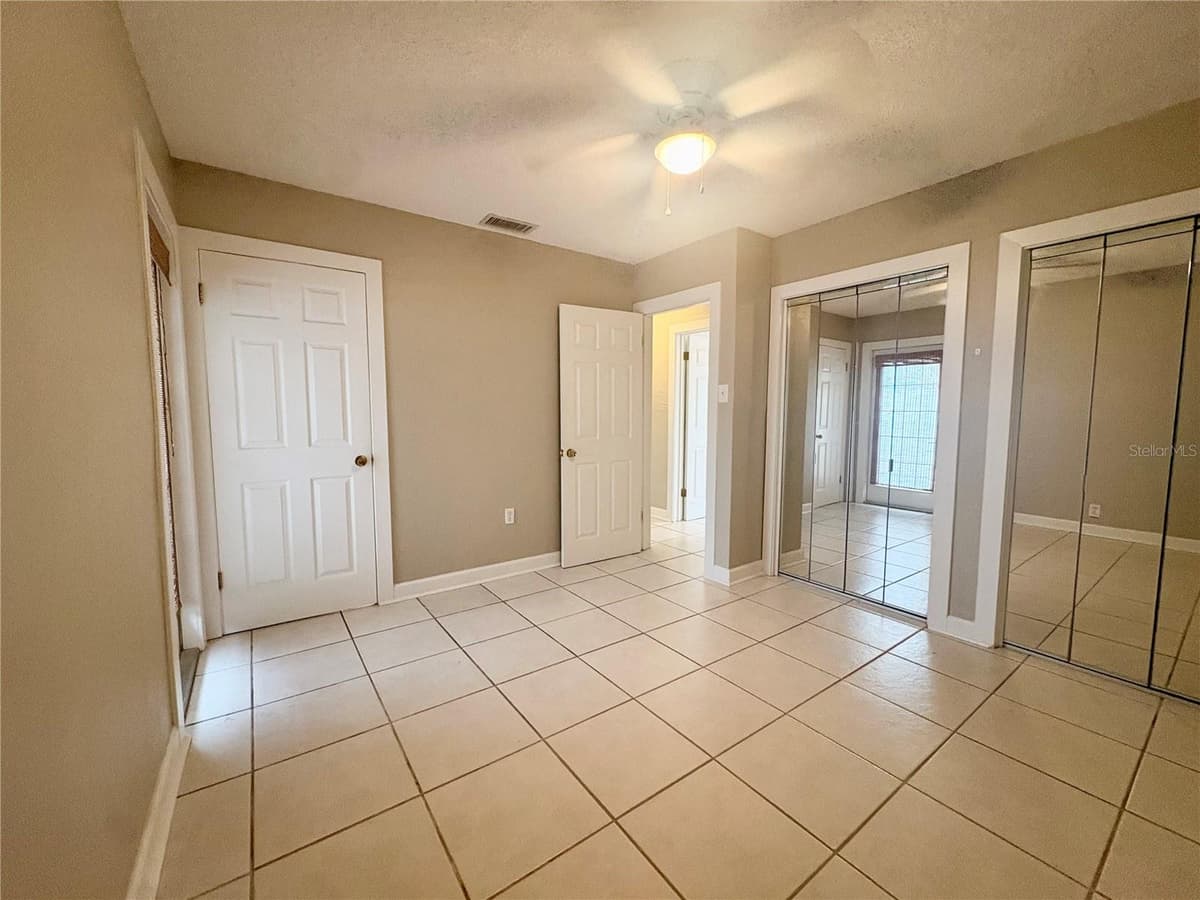 360 72ND AVENUE — photo 11 of 26