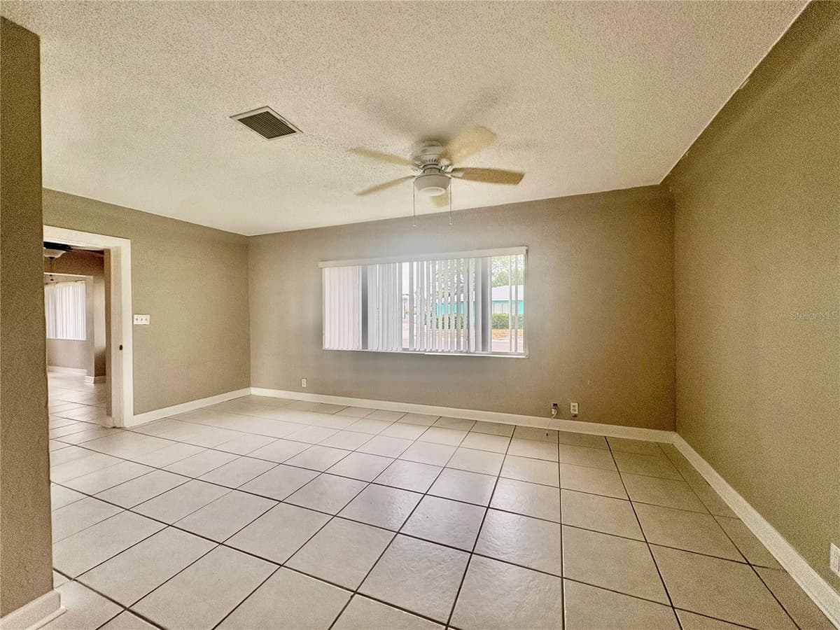 360 72ND AVENUE — photo 20 of 26
