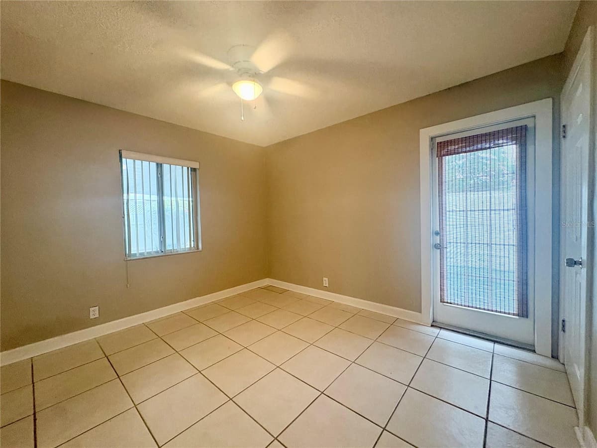 360 72ND AVENUE — photo 12 of 26
