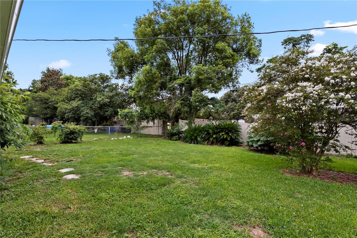 2612 TIMBERLAKE DRIVE — photo 25 of 27