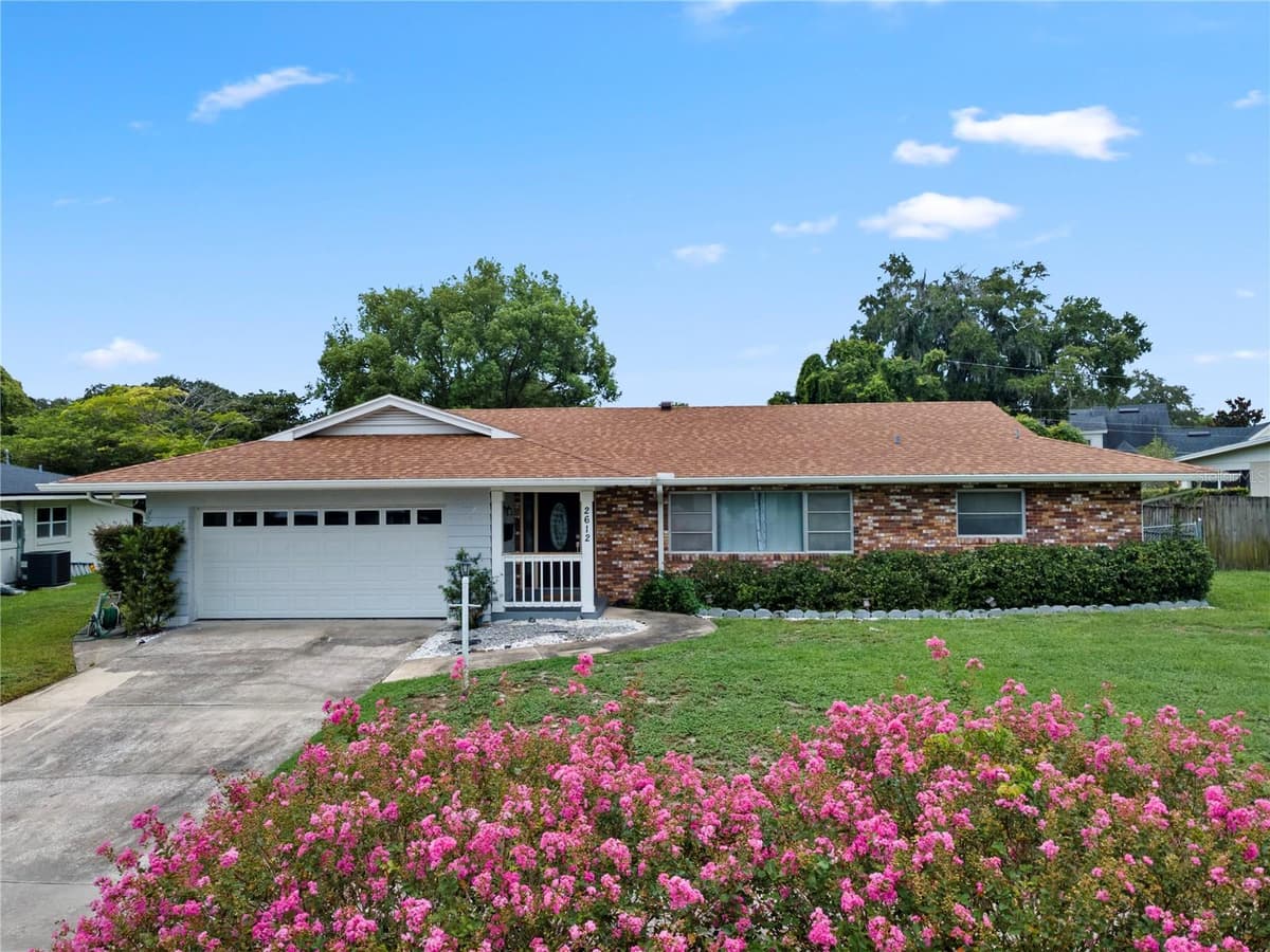 2612 TIMBERLAKE DRIVE — photo 1 of 27