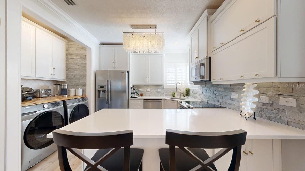 40 MAGNOLIA DRIVE S. — photo 10 of 27