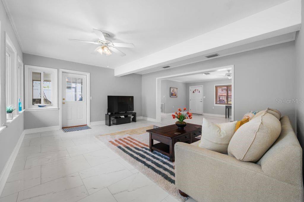 328 BAYVIEW DRIVE — photo 17 of 46