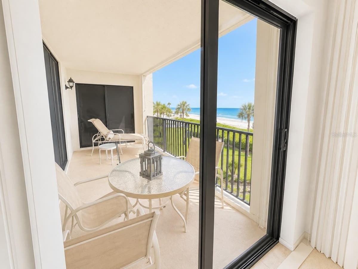 2675 GULF OF MEXICO DRIVE — photo 9 of 17