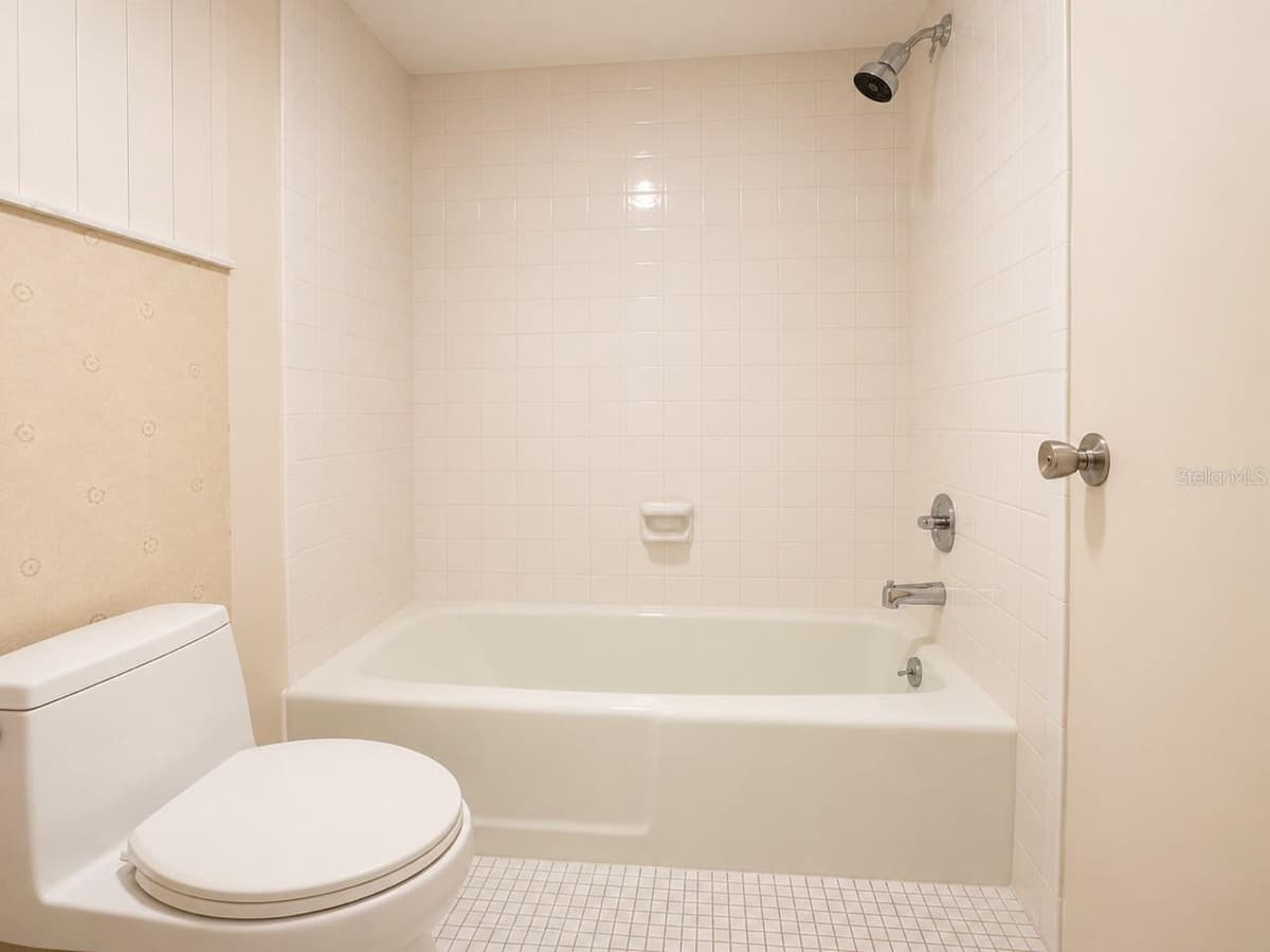 2675 GULF OF MEXICO DRIVE — photo 11 of 17