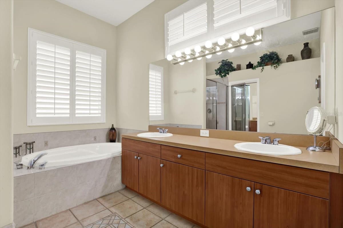 2318 EDELWEISS LOOP — photo 23 of 57