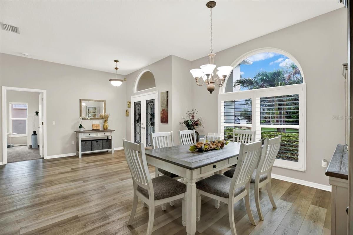 2318 EDELWEISS LOOP — photo 7 of 57