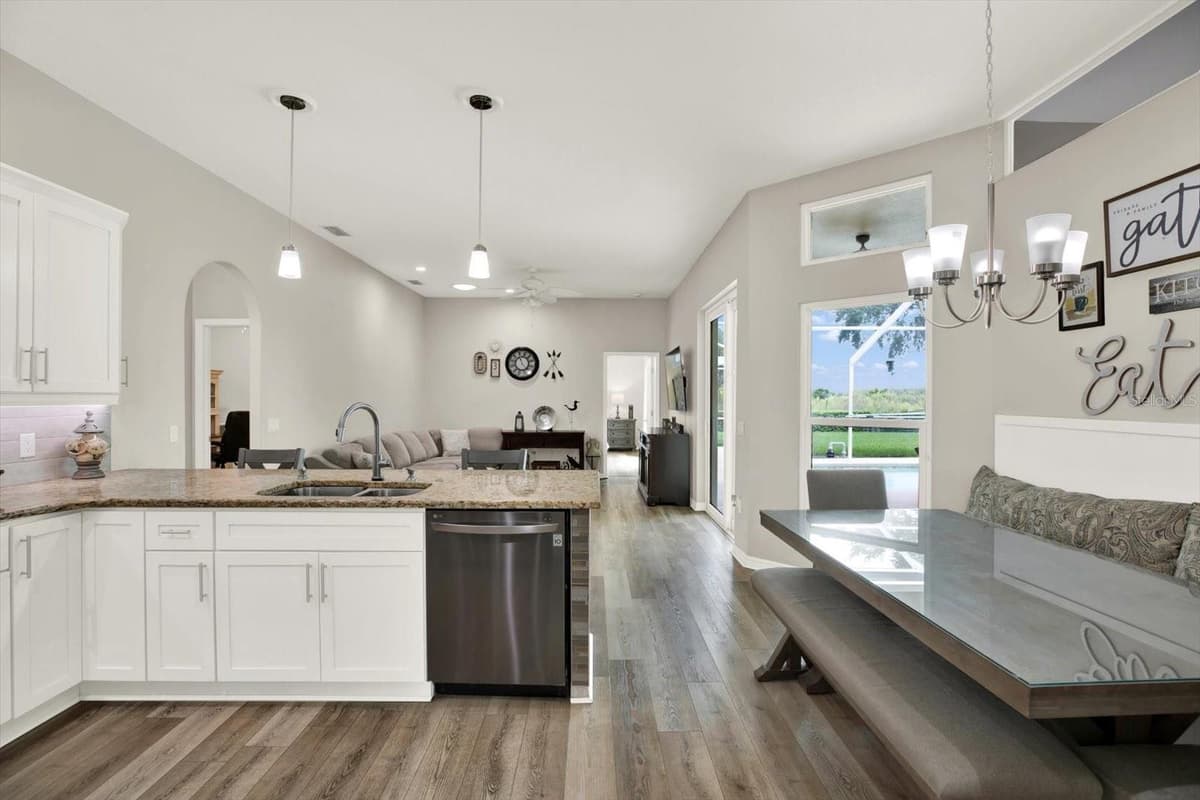 2318 EDELWEISS LOOP — photo 14 of 57