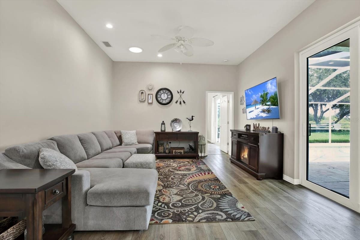 2318 EDELWEISS LOOP — photo 19 of 57