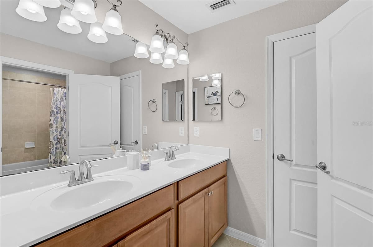 20275 GRANLAGO DRIVE — photo 27 of 61