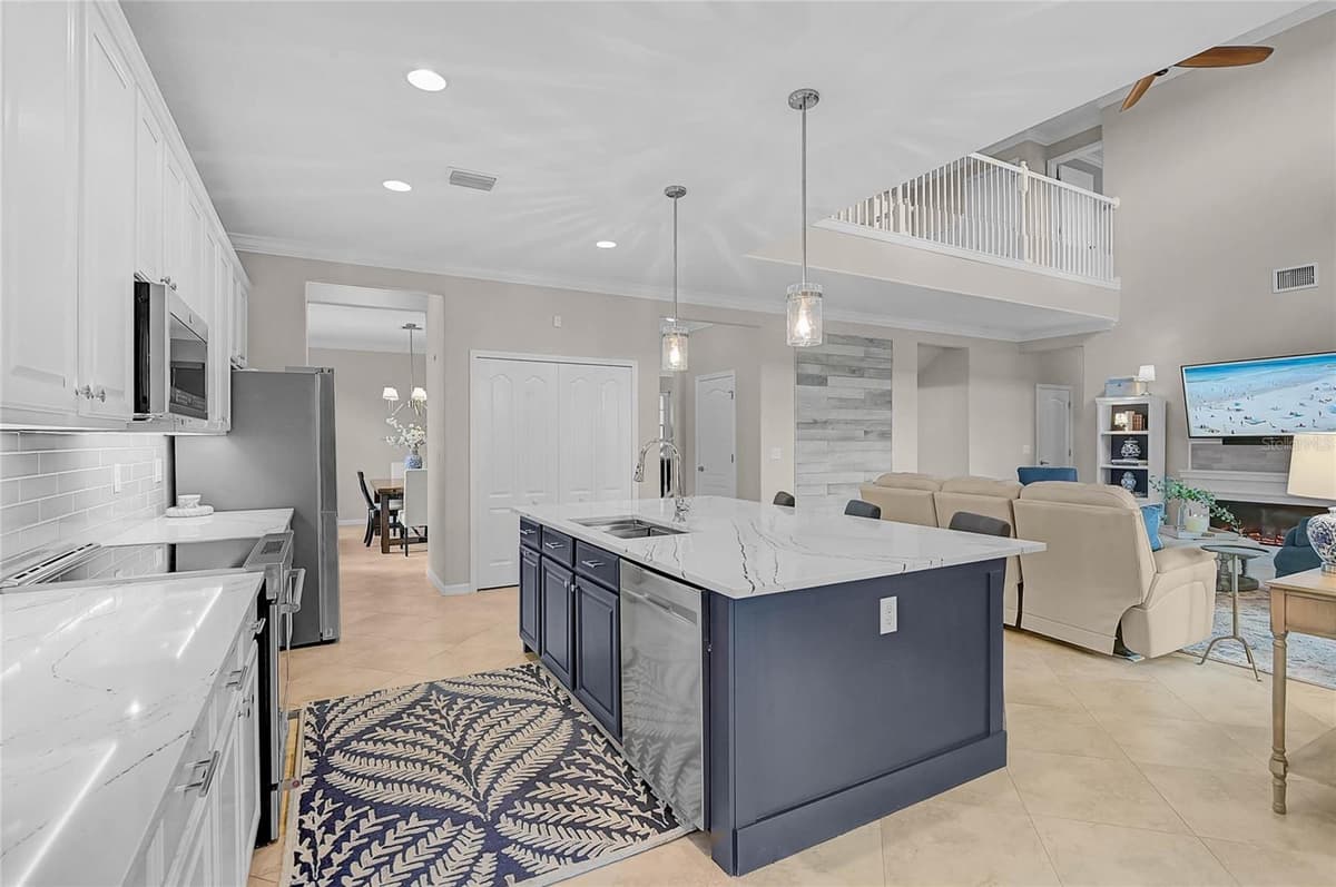 20275 GRANLAGO DRIVE — photo 12 of 61