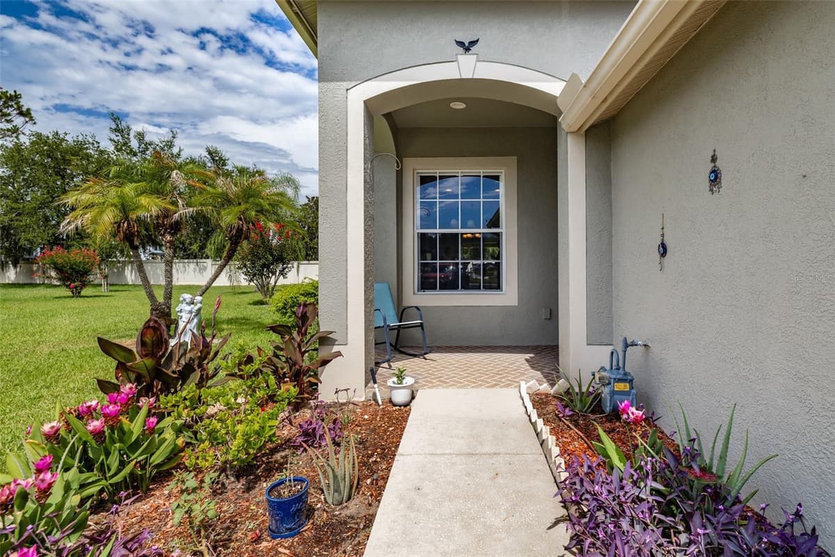 1237 AMBRIDGE DRIVE — photo 4 of 38