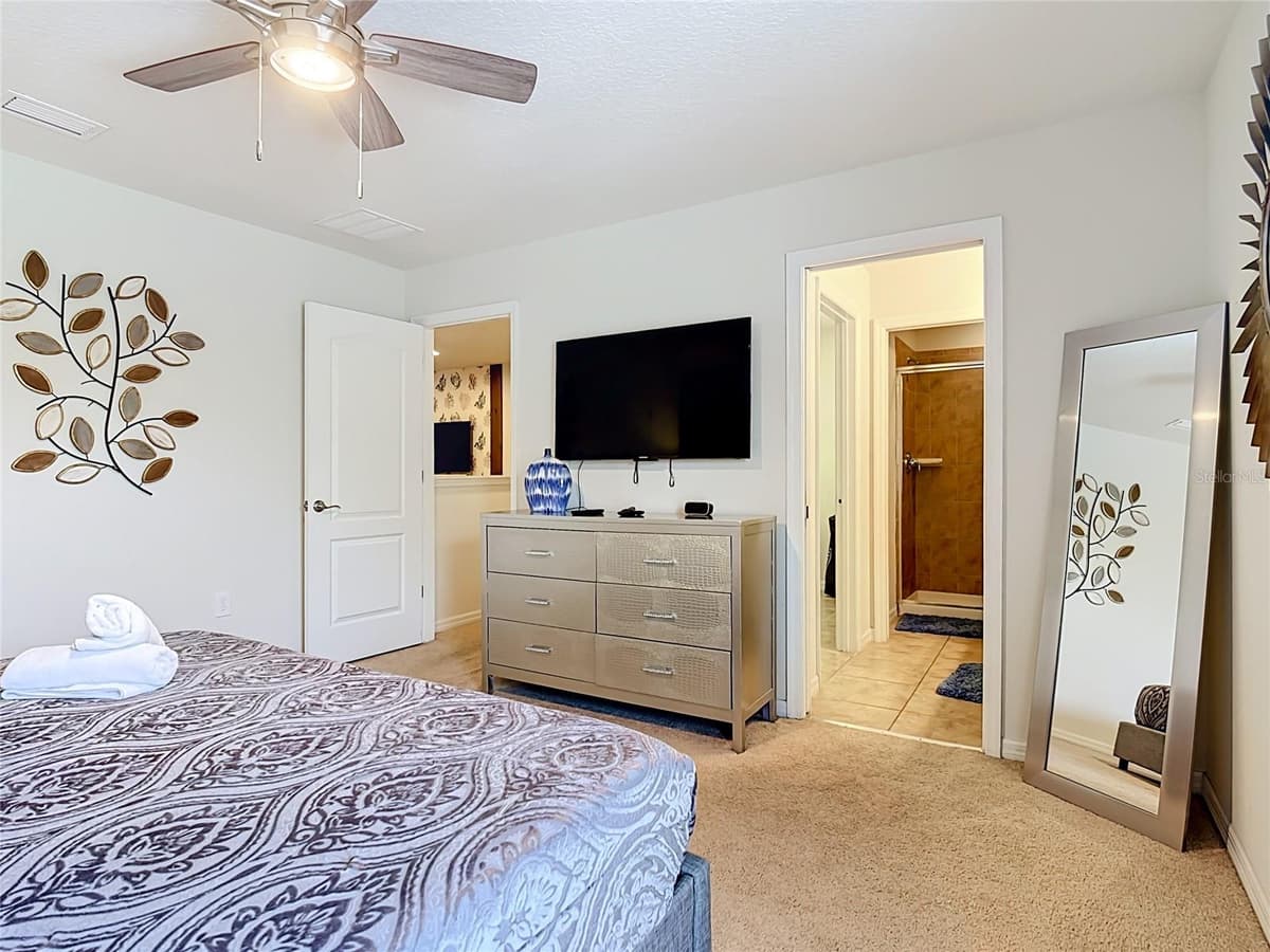 8899 GENEVE CT — photo 11 of 30