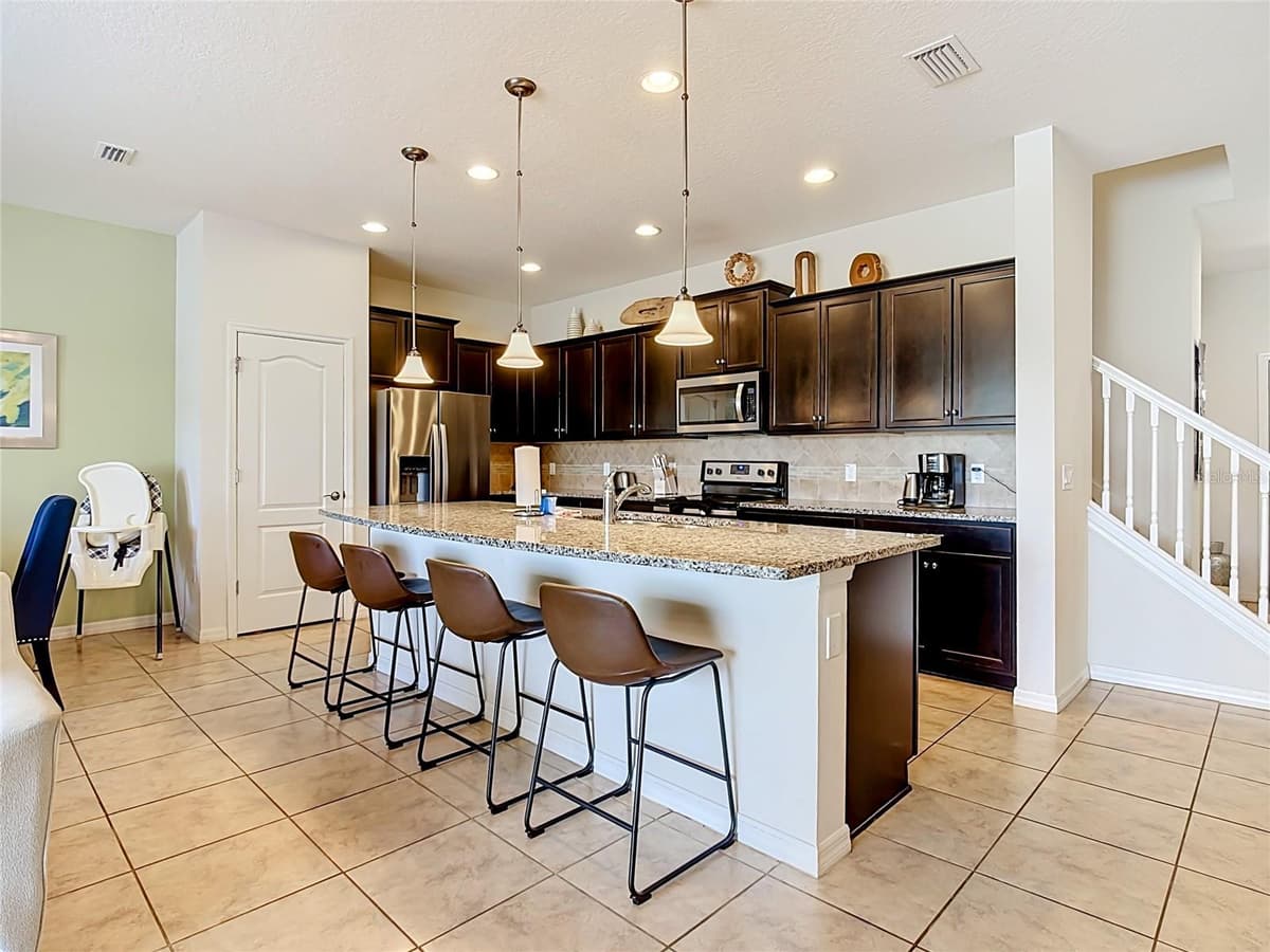 8899 GENEVE CT — photo 4 of 30