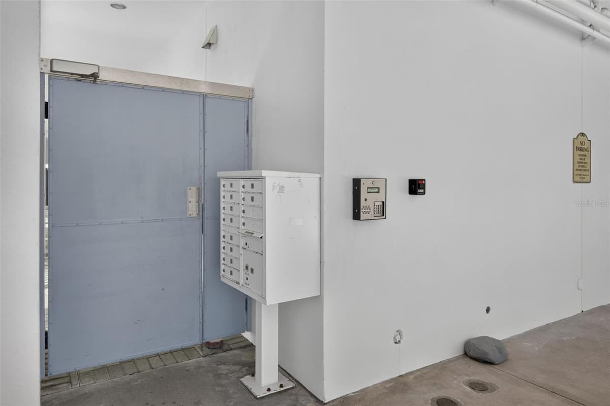 433 CENTRAL AVENUE — photo 41 of 66