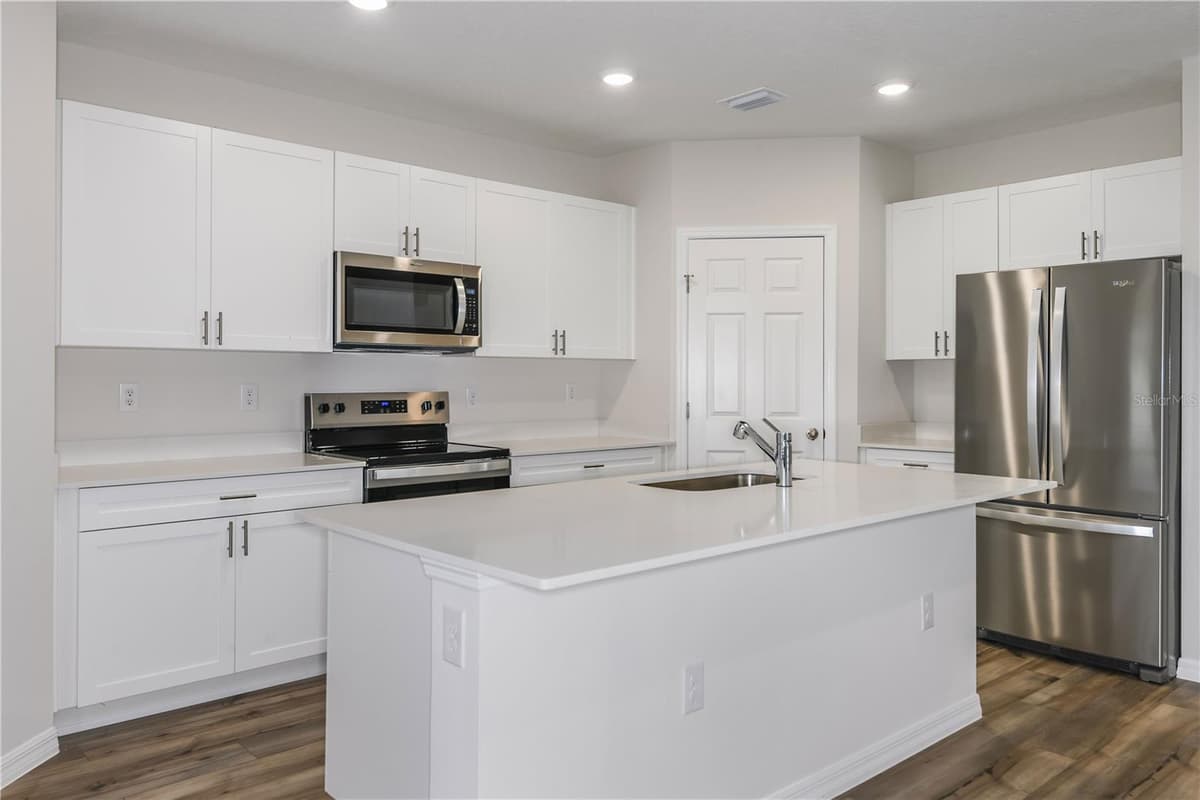 9892 PELICAN COAST DRIVE — photo 9 of 23