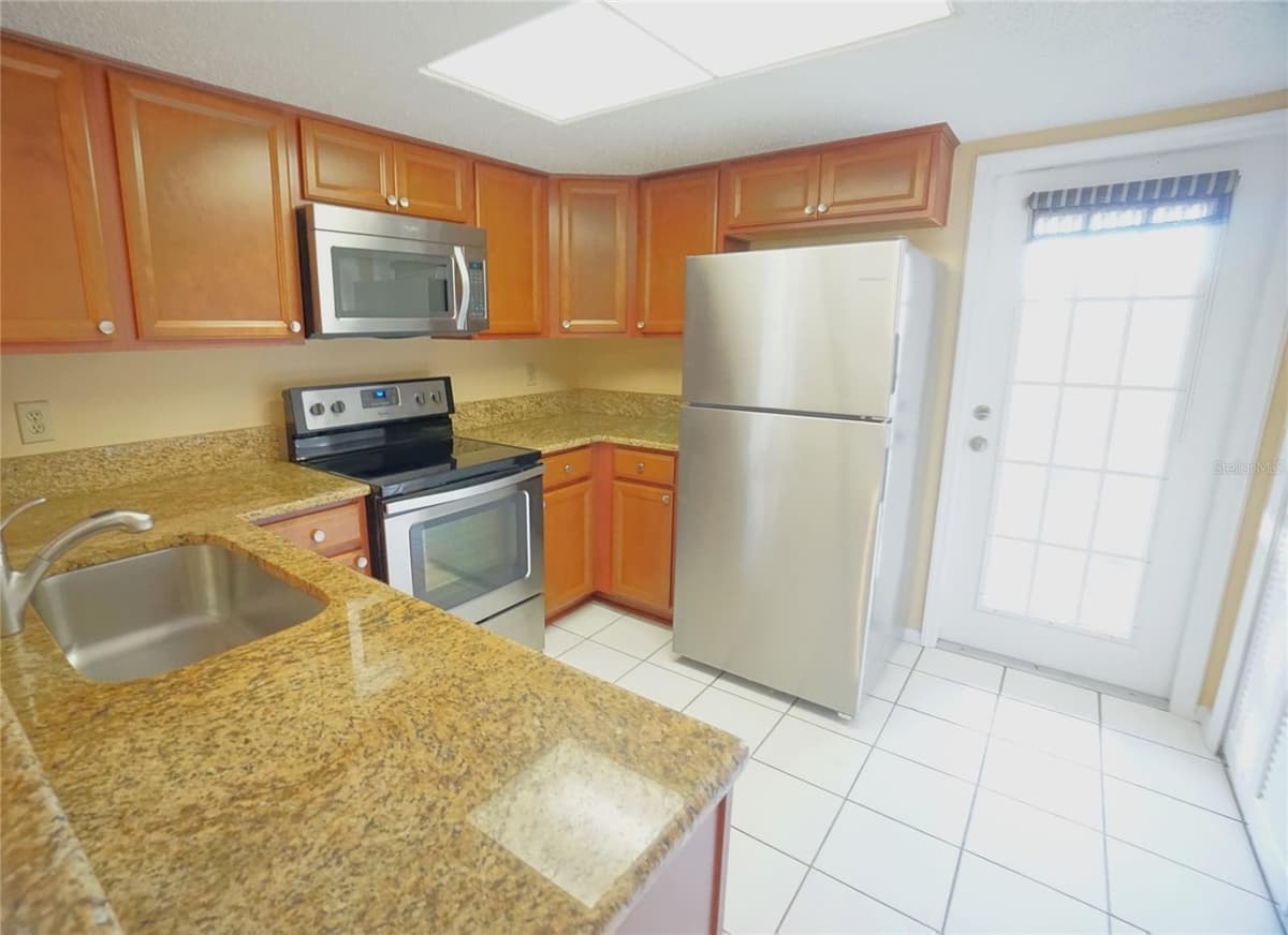 2263 FLETCHERS POINT CIRCLE — photo 11 of 23