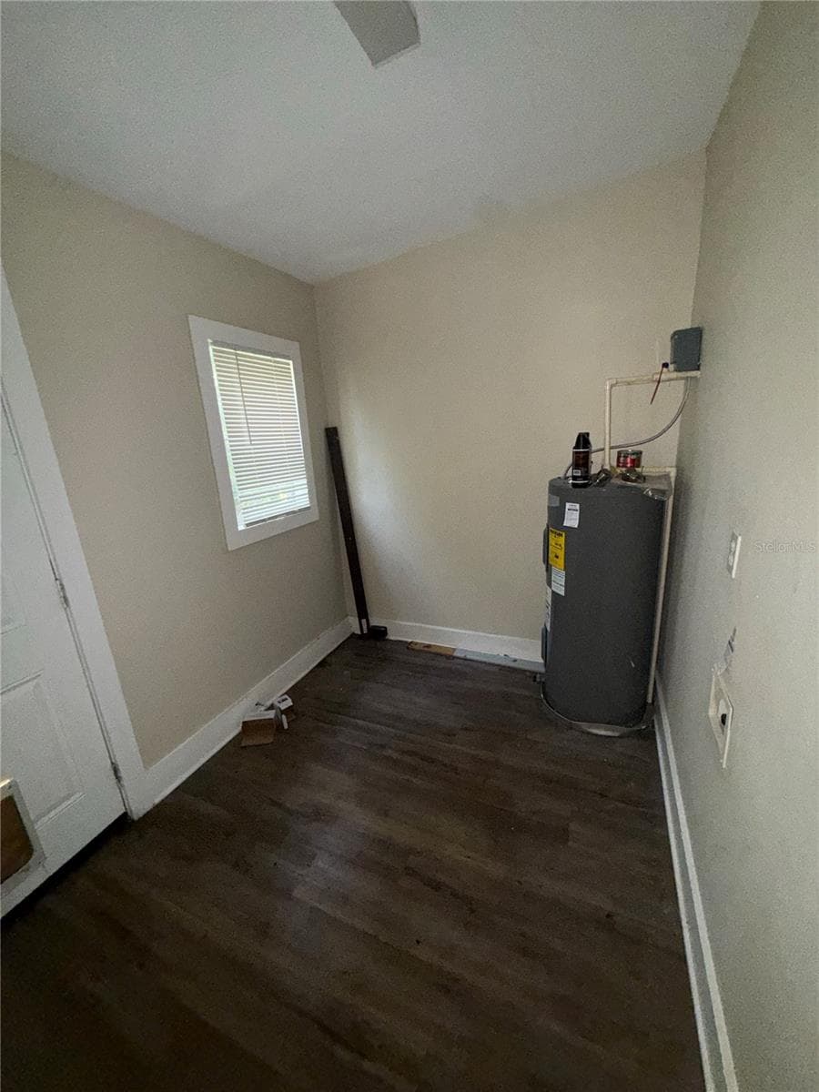 5905 BRILEY AVENUE — photo 32 of 64