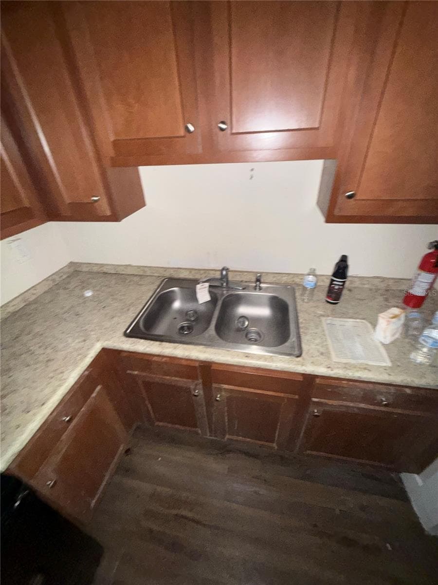 5905 BRILEY AVENUE — photo 27 of 64