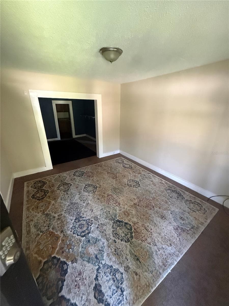 5905 BRILEY AVENUE — photo 4 of 64