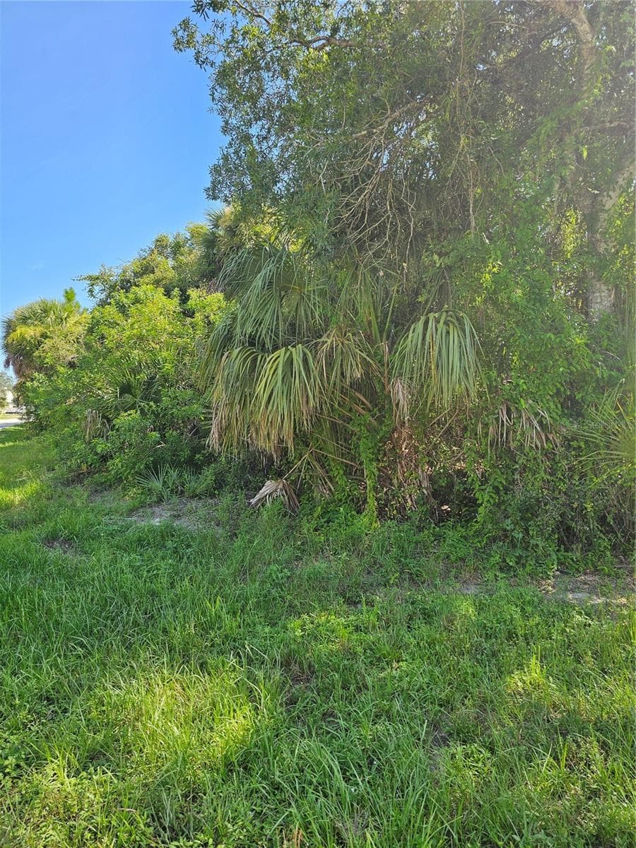 18129 SINATRA AVENUE — photo 1 of 3