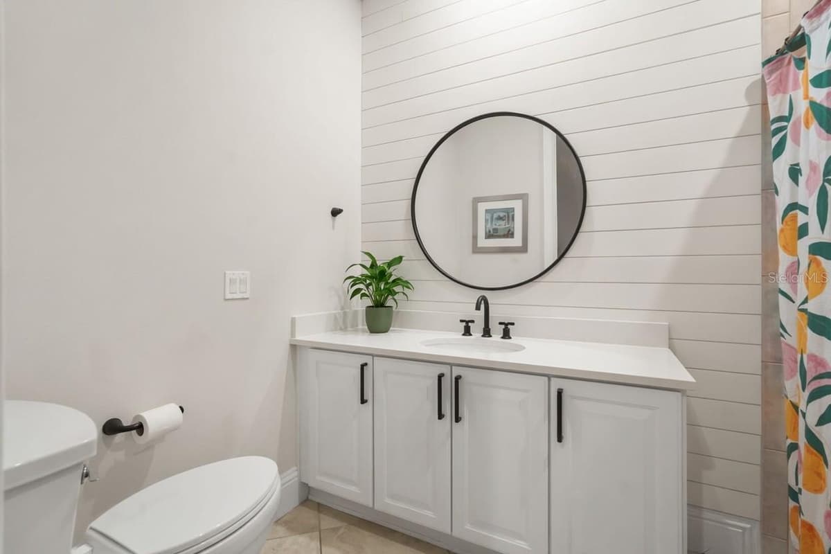 7491 GATHERING DRIVE — photo 34 of 60