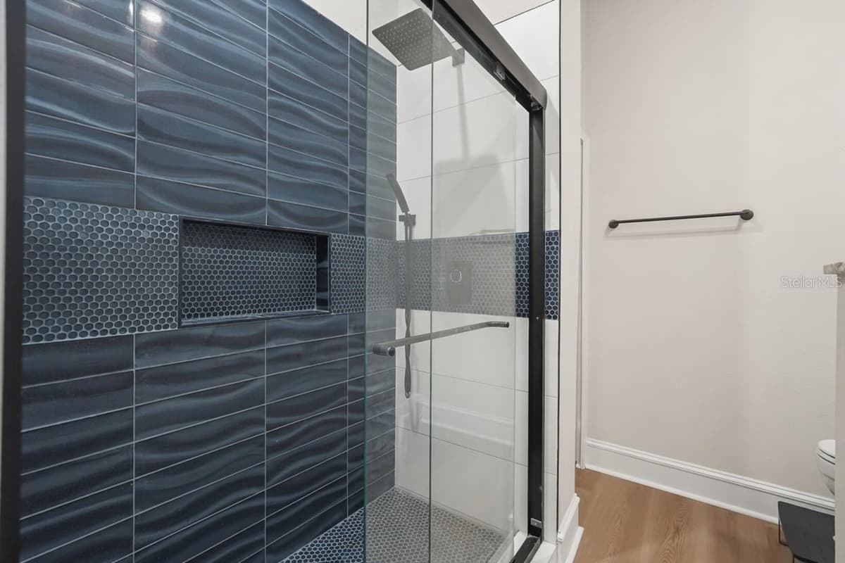 7491 GATHERING DRIVE — photo 39 of 60