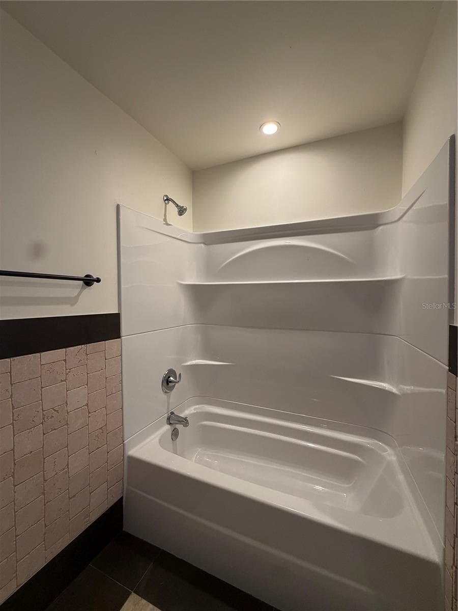 1324 CINDER LANE — photo 38 of 51