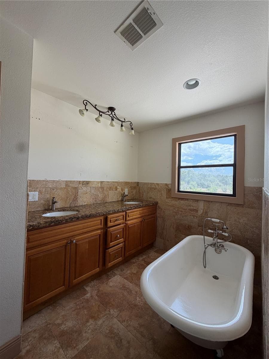 1324 CINDER LANE — photo 40 of 51