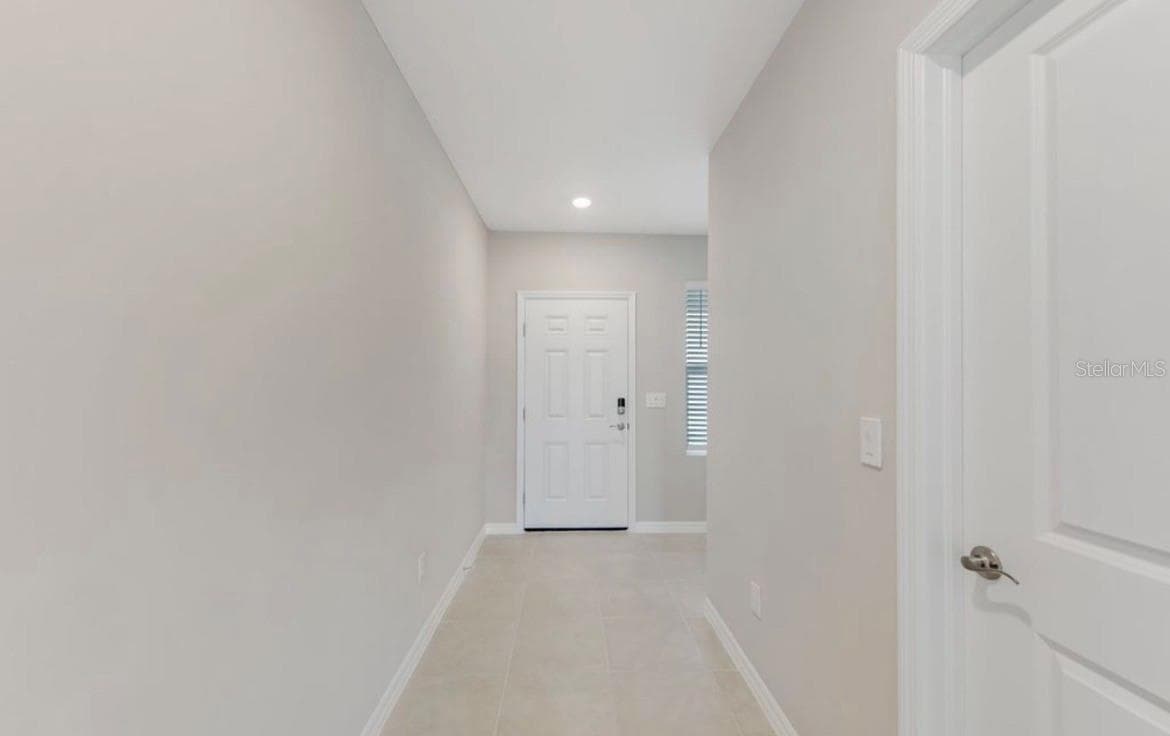 18505 CRONIN SAND LANE — photo 2 of 34