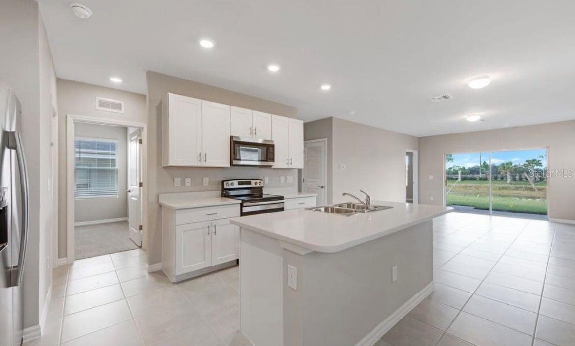 18505 CRONIN SAND LANE — photo 3 of 34
