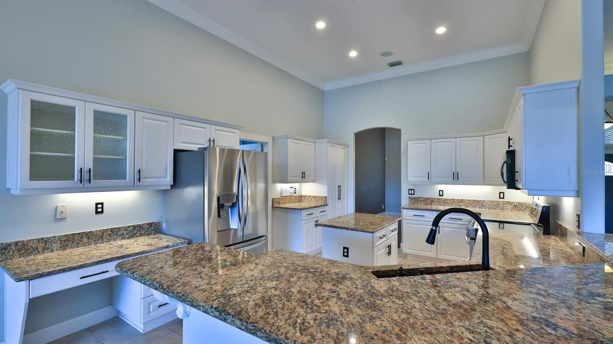 6070 SABAL CREEK BOULEVARD — photo 10 of 57