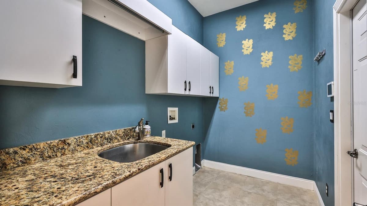6070 SABAL CREEK BOULEVARD — photo 15 of 57